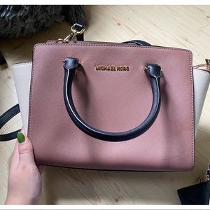 Michael kors medium selma